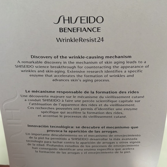 NIB Shiseido Benefiance travel set x 2 - Picture 3 of 4